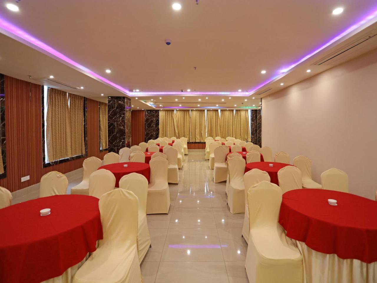 Oyo 16835 Stayotel Kolkata Airport Экстерьер фото