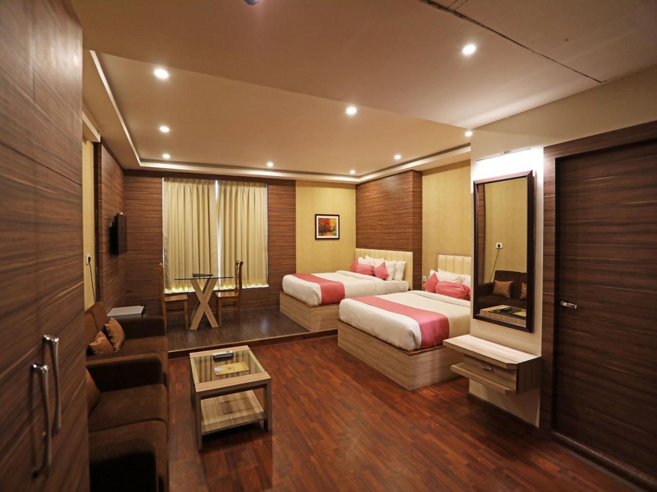 Oyo 16835 Stayotel Kolkata Airport Экстерьер фото