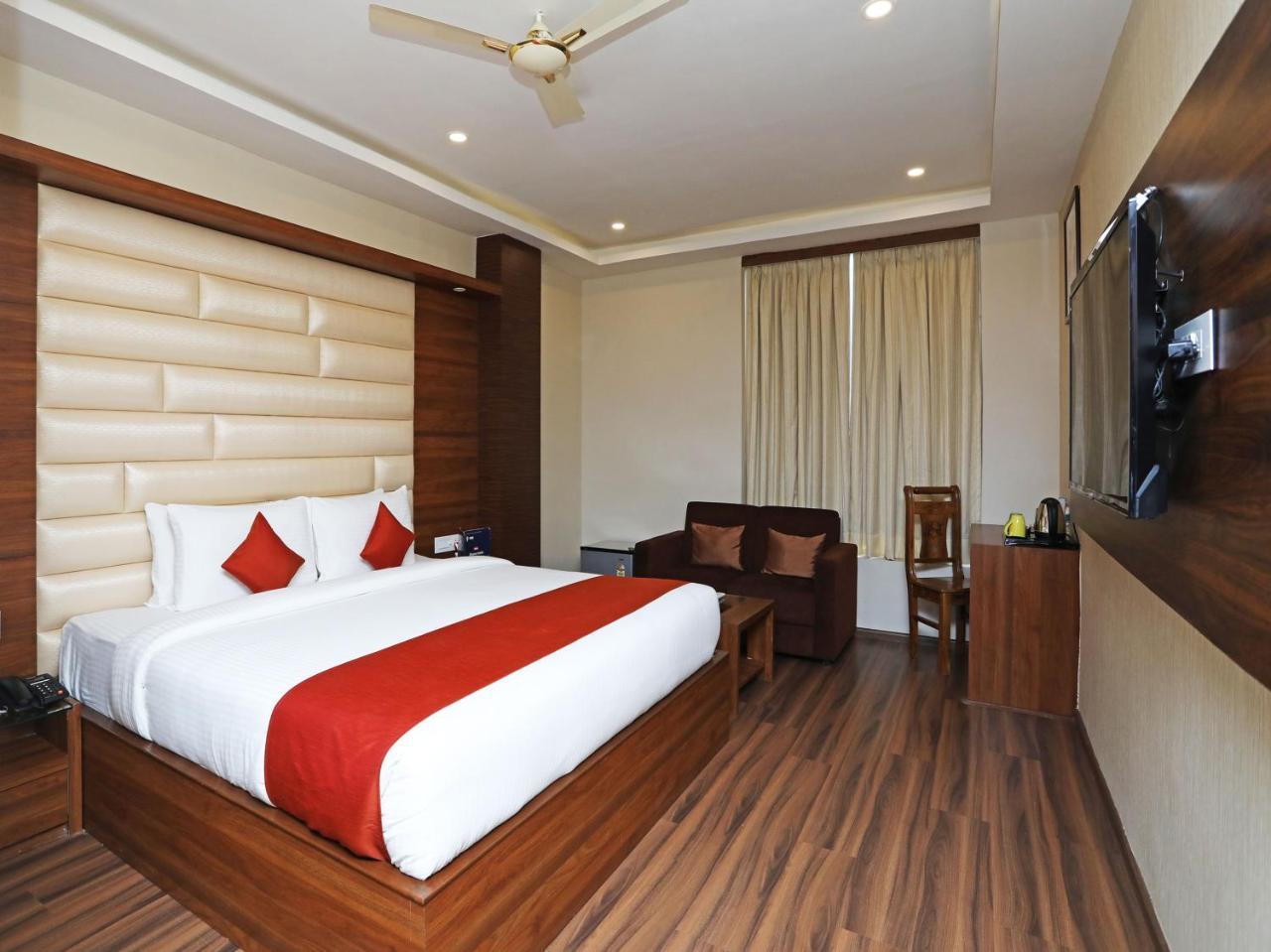 Oyo 16835 Stayotel Kolkata Airport Экстерьер фото