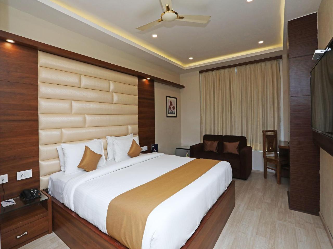 Oyo 16835 Stayotel Kolkata Airport Экстерьер фото